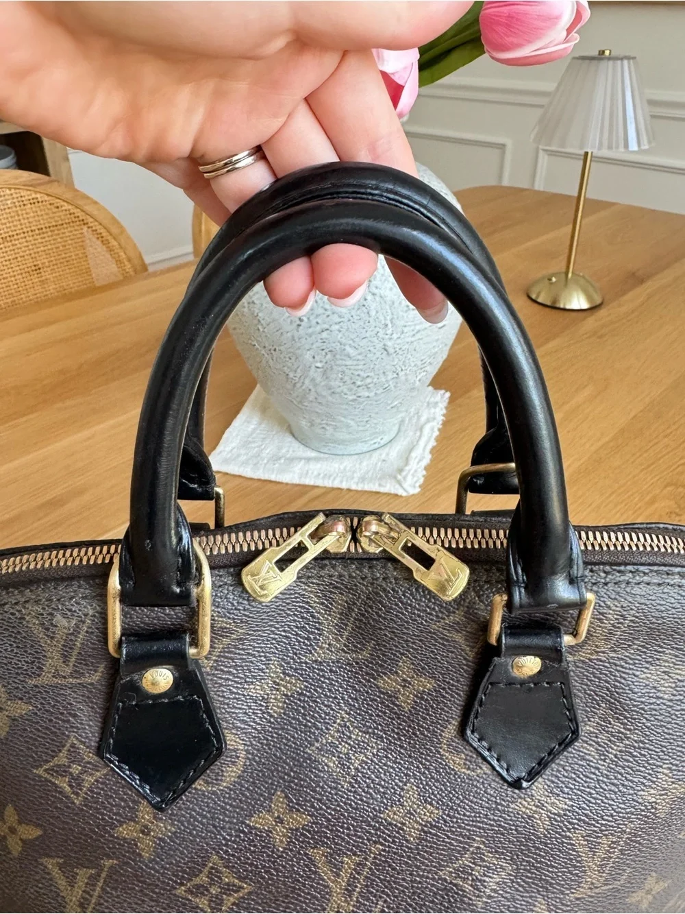 ✅AUTHENTIC✅LOUIS VUITTON ALMA PM